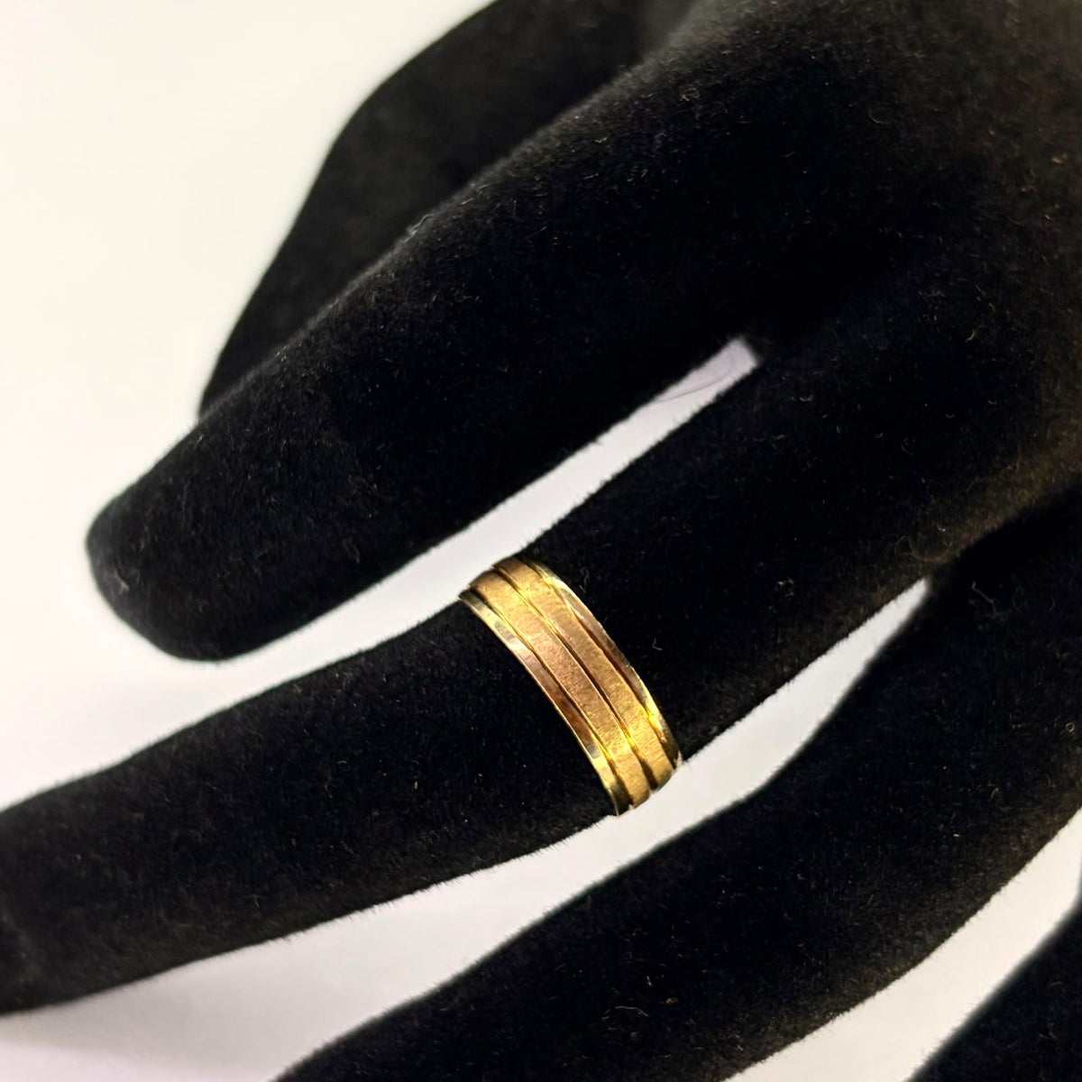 ANILLOS DE MATRIMONIO ORO 10K.